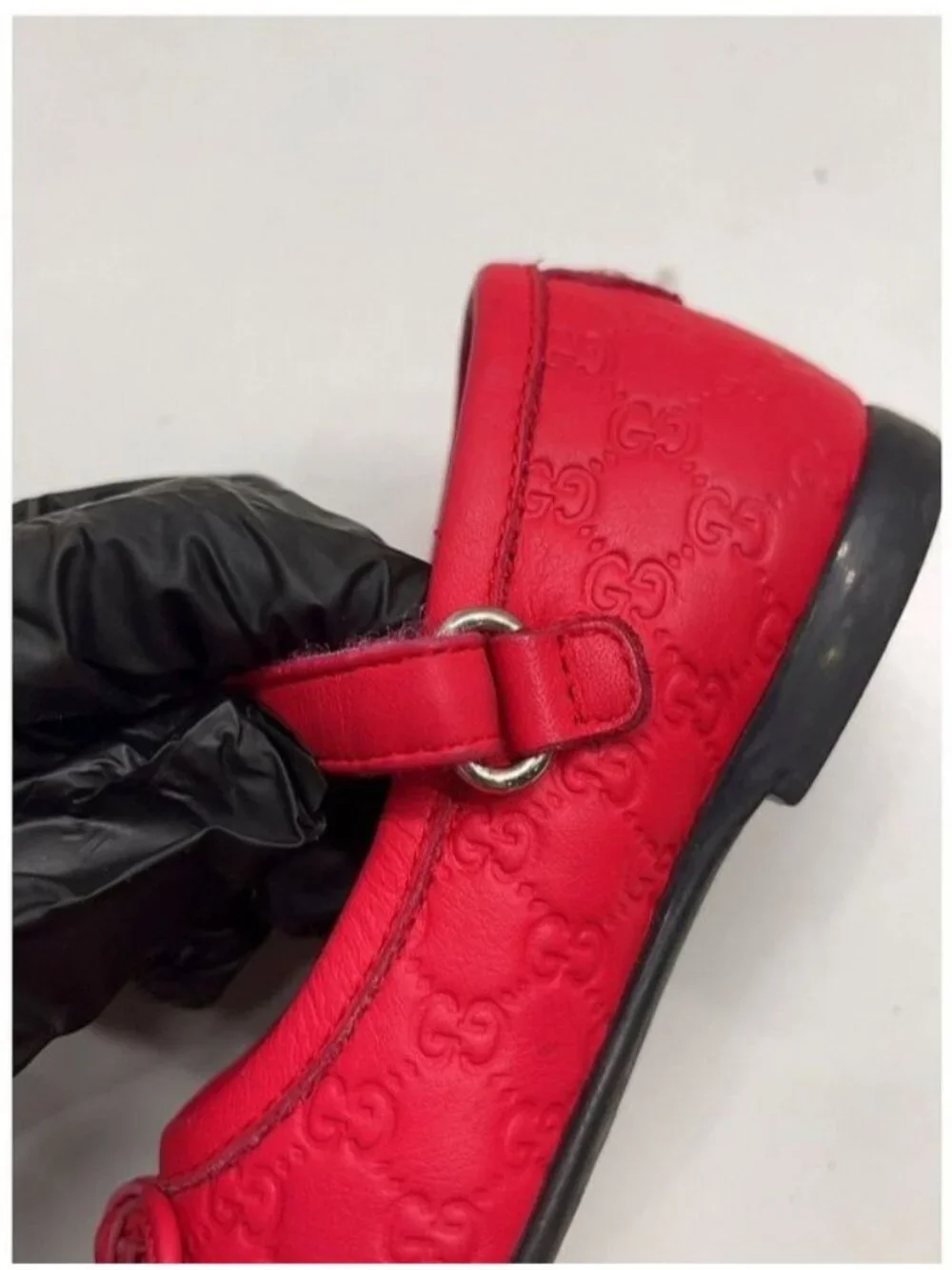 Authentic Gucci Baby Girls Red Microguccissima Leather Mary Jane Flats Size 20 E